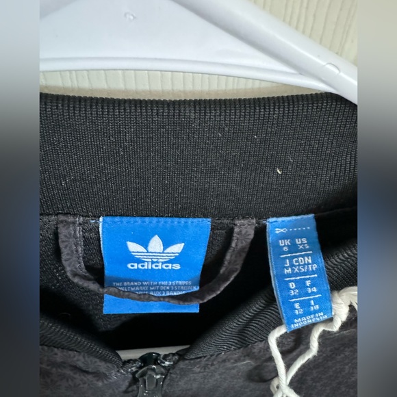 ADIDAS Tracktop Jacket Size XS cute pattern - Picture 5 of 9